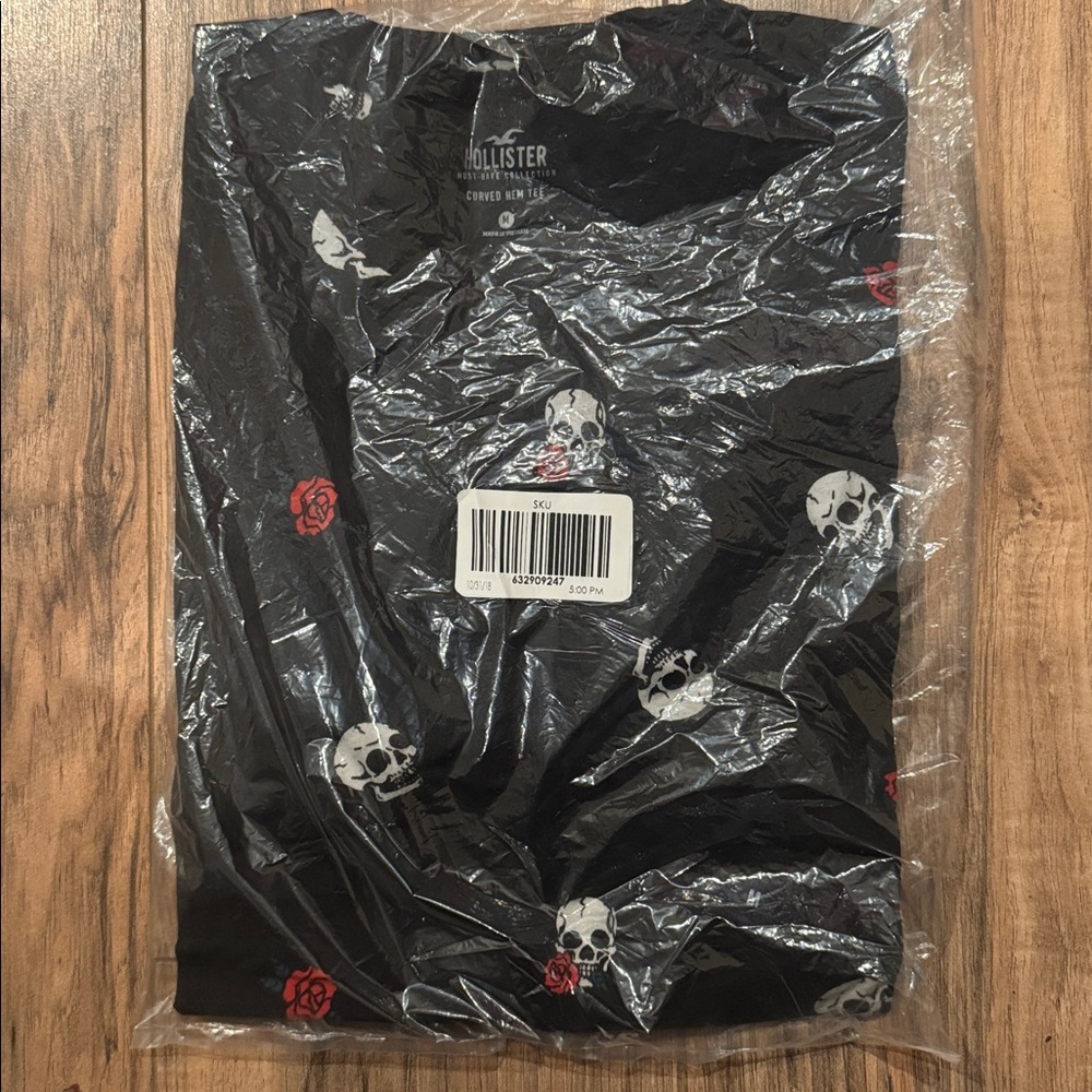 Hollister Black Tee with Skull and Rose Design